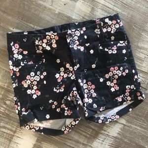 Torrid printed shorts.